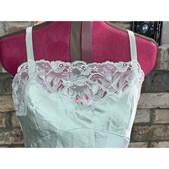 Donna Karan intimates nightgown 100% silk Gray lace long - Picture 2 of 8